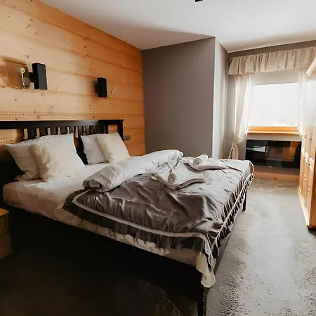 Oda ve Kahvaltı U Babci Steni 3*