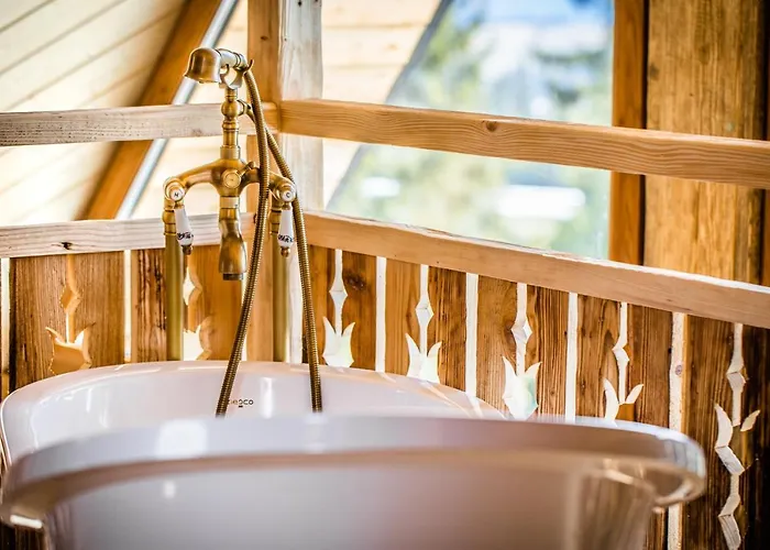 U Steni לינה וארוחת בוקר 3*