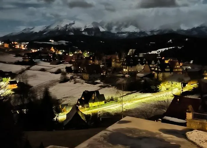 לינה וארוחת בוקר U Steni 3*